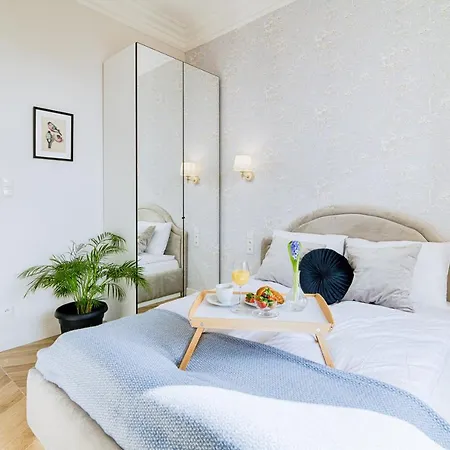 Luxury St. Sebastian Apartment Krakow